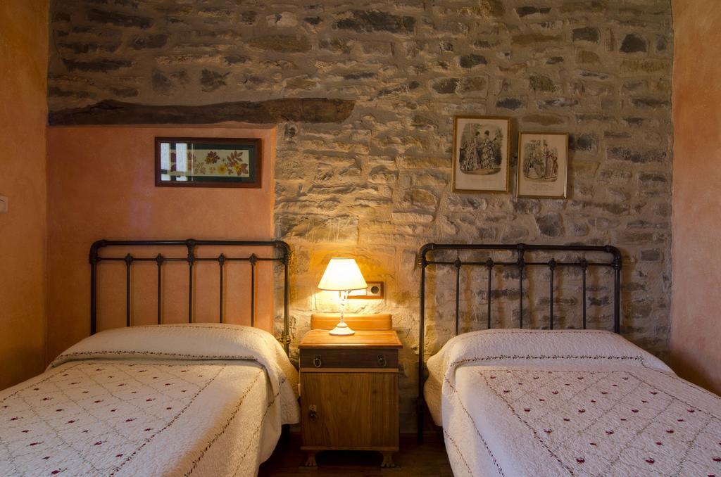 Casa Mur De Alujan Тьеррантона Номер фото